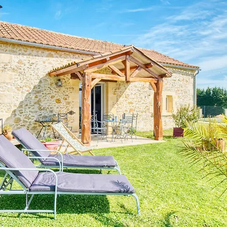 2 Bedroom Awesome In *